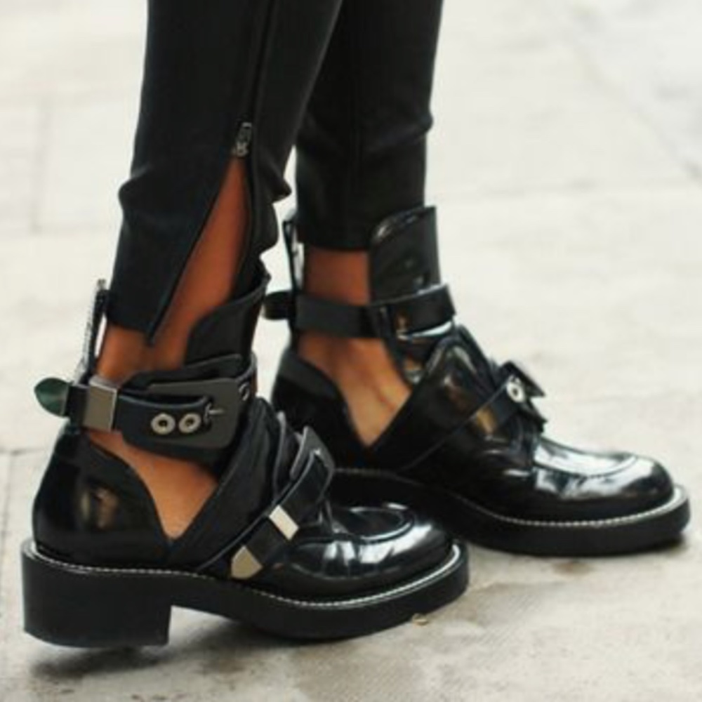 BALENCIAGA Ceinture Ankle Boots